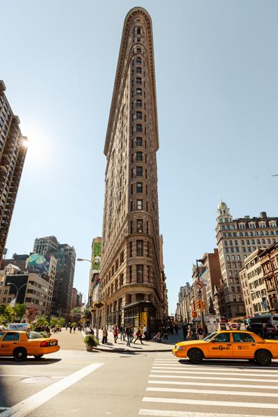 Flatiron Building on a Sunny Morning, Manhattan New York, United States