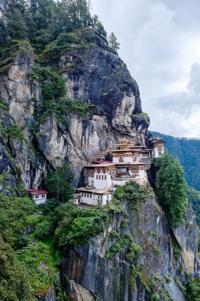 Paro Taktsang (Tiger’s Nest) Monastery Clinging to the Cliff, Bhutan Nyechhu_Shar-ri, Bhutan