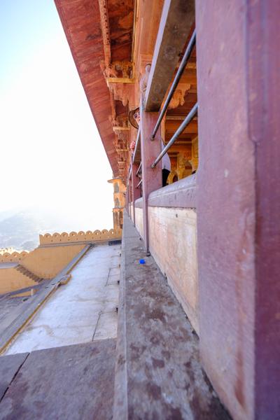 Balcony corridor at Amber Fort, Jaipur (India) Jaipur Municipal Corporation, India