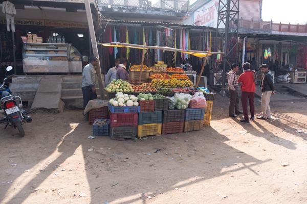 Morning fruit-and-vegetable stall in a Rajasthan market (Dausa area, India) Peechupara Khurd, India